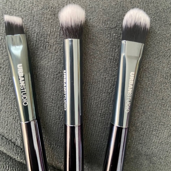 FINAL PRICE MARKDOWN!/Urban Studio Pro Platinum Essential Eye Kit/BRAND NEW!💥 - Picture 8 of 11